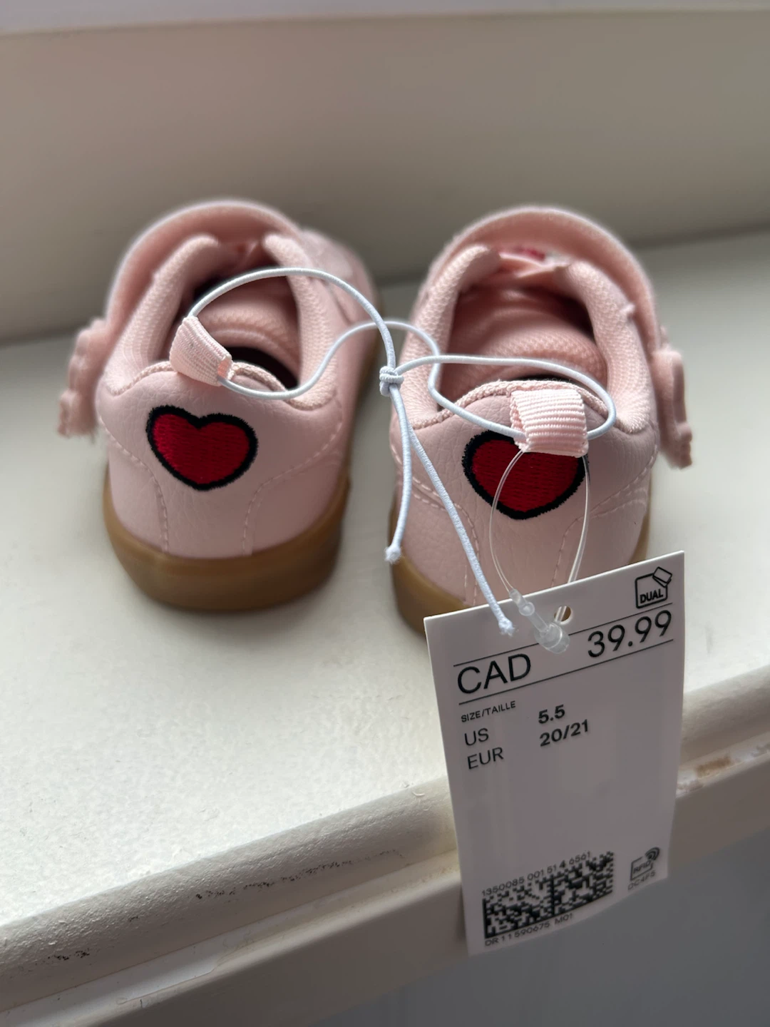 NEW! H&M Hello Kitty Pink Shoes Size 5.5 - photo 4