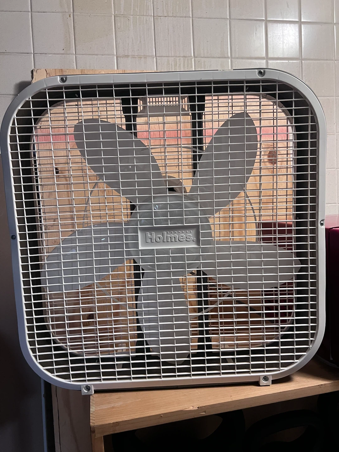 Holmes Box Fan - photo 2
