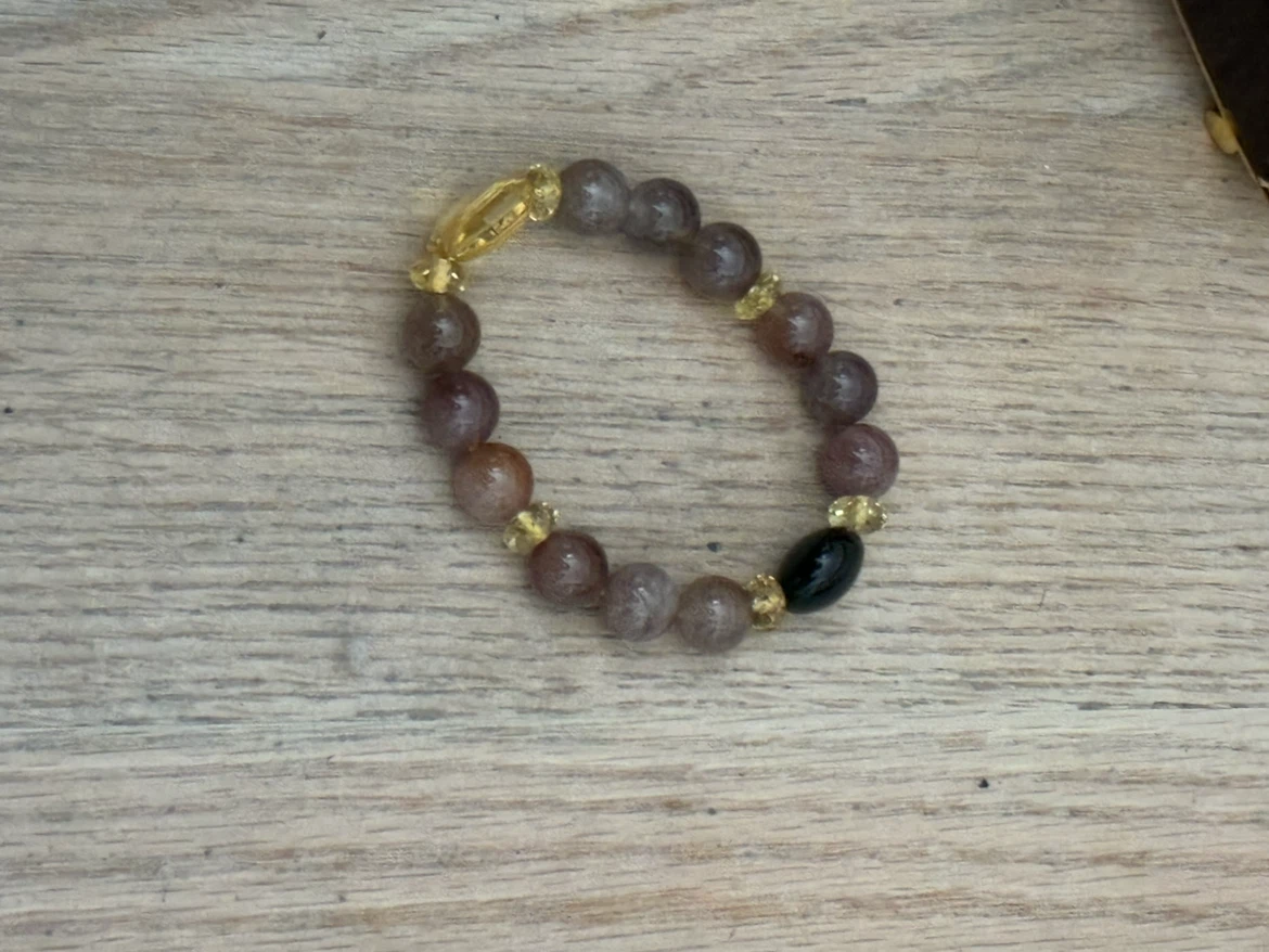 Beaded Bracelet with Gold Clasp