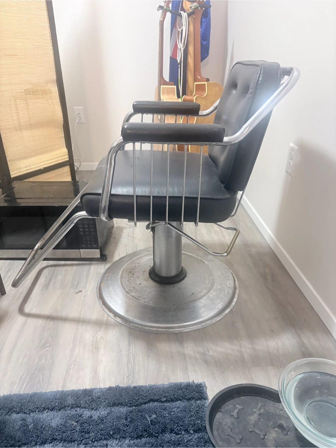 Black Salon Barber Chair - photo 3