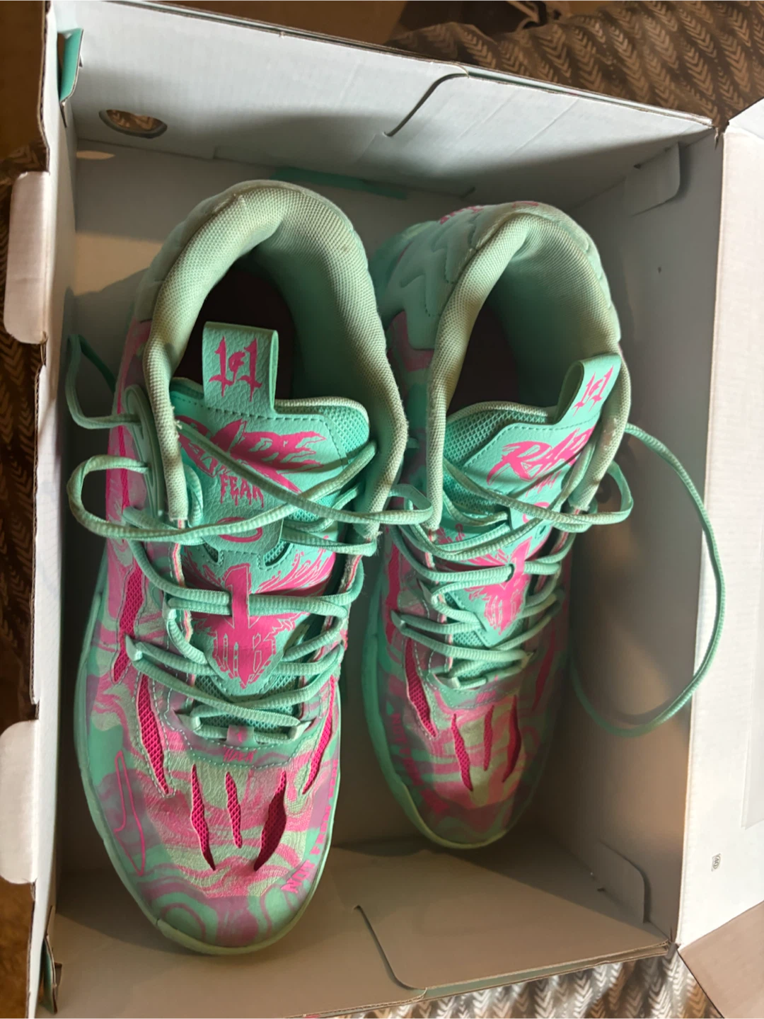 Mello Basketball Shoes - Teal & Pink