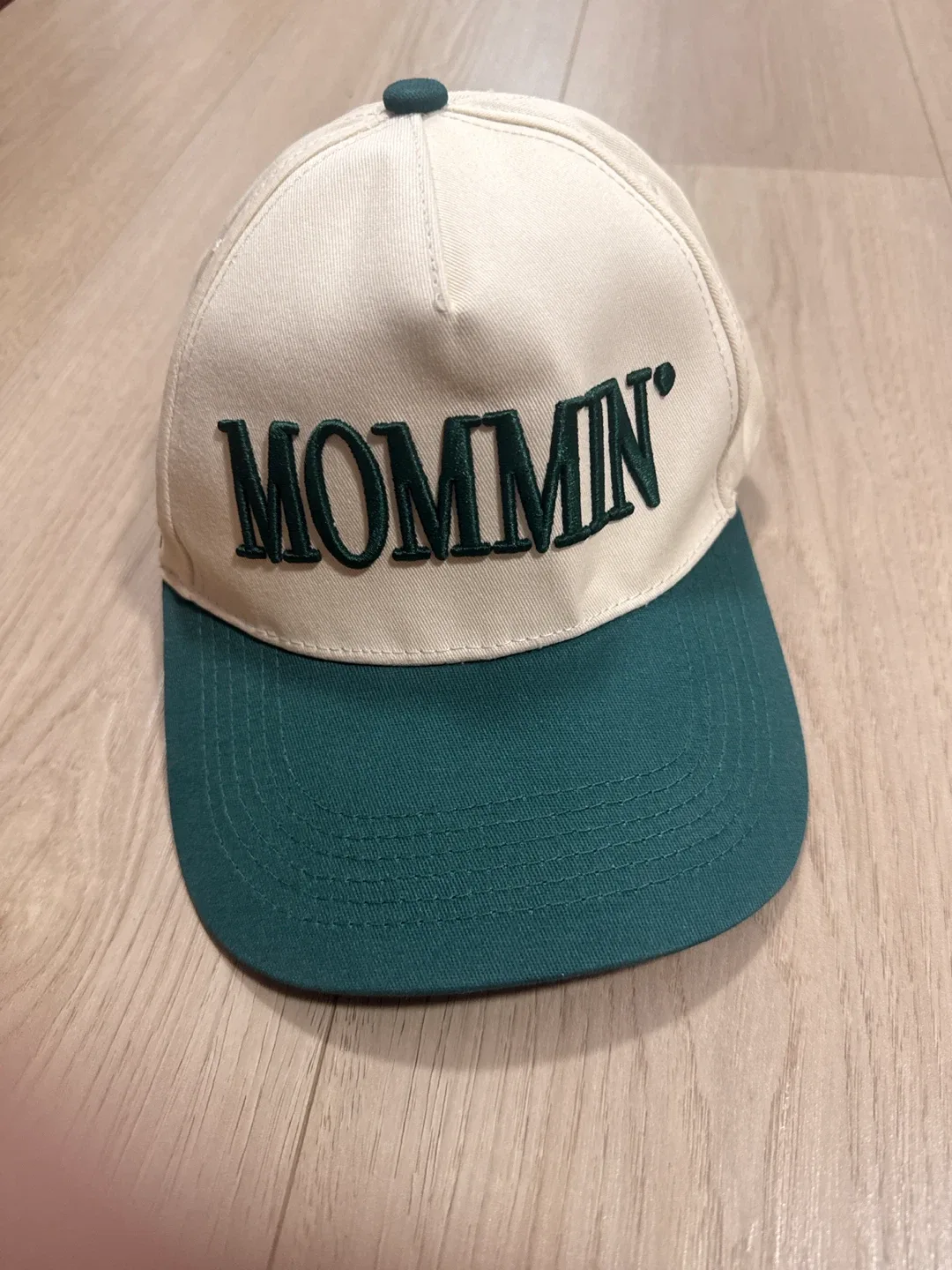 Mommin' Trucker Hat
