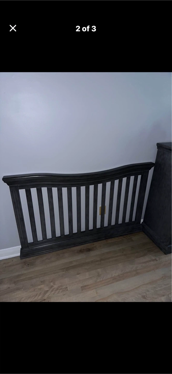 Grey Crib/Toddler Bed - photo 2