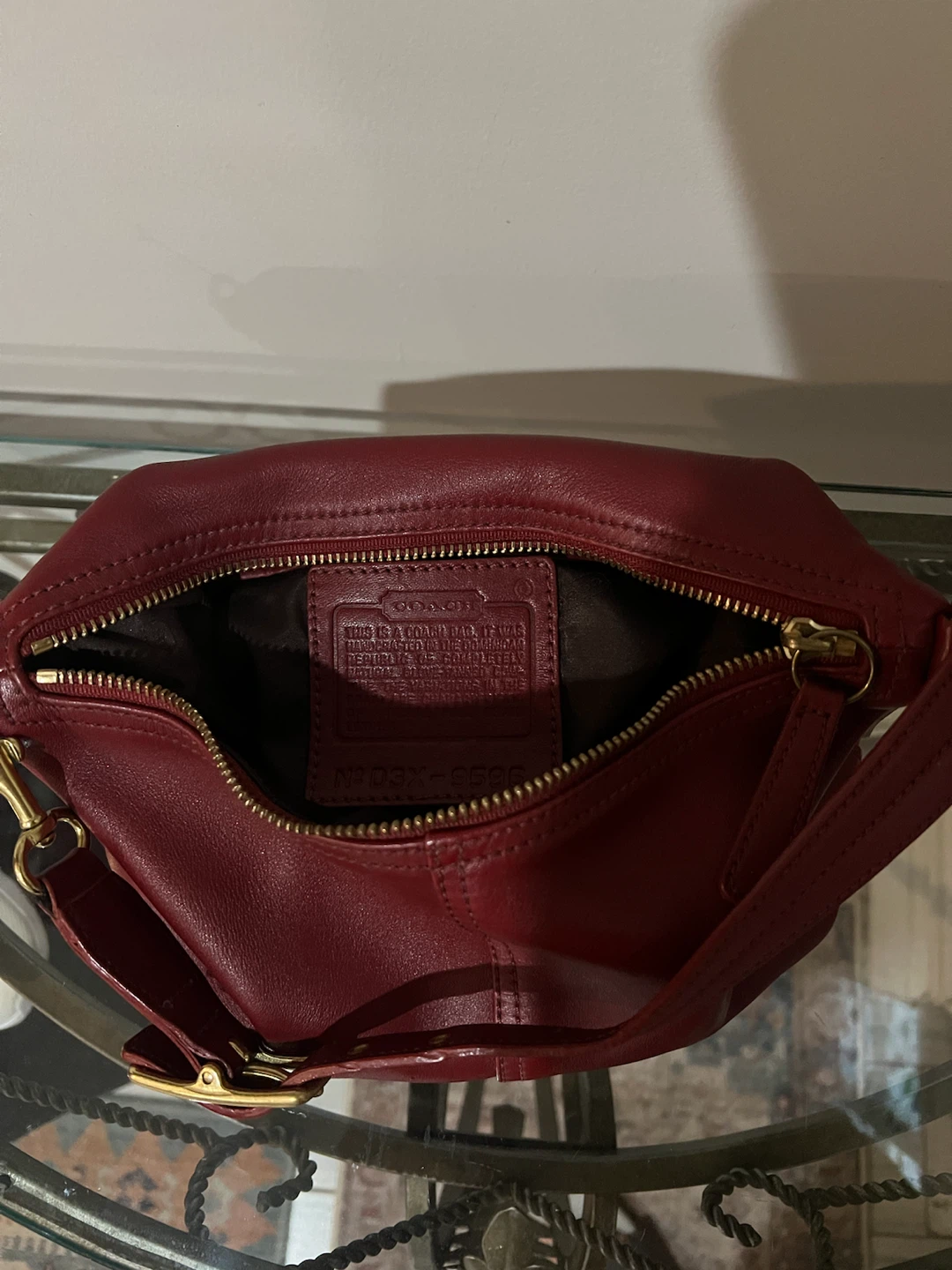 Coach Burgundy Leather Shoulder Bag - photo 2