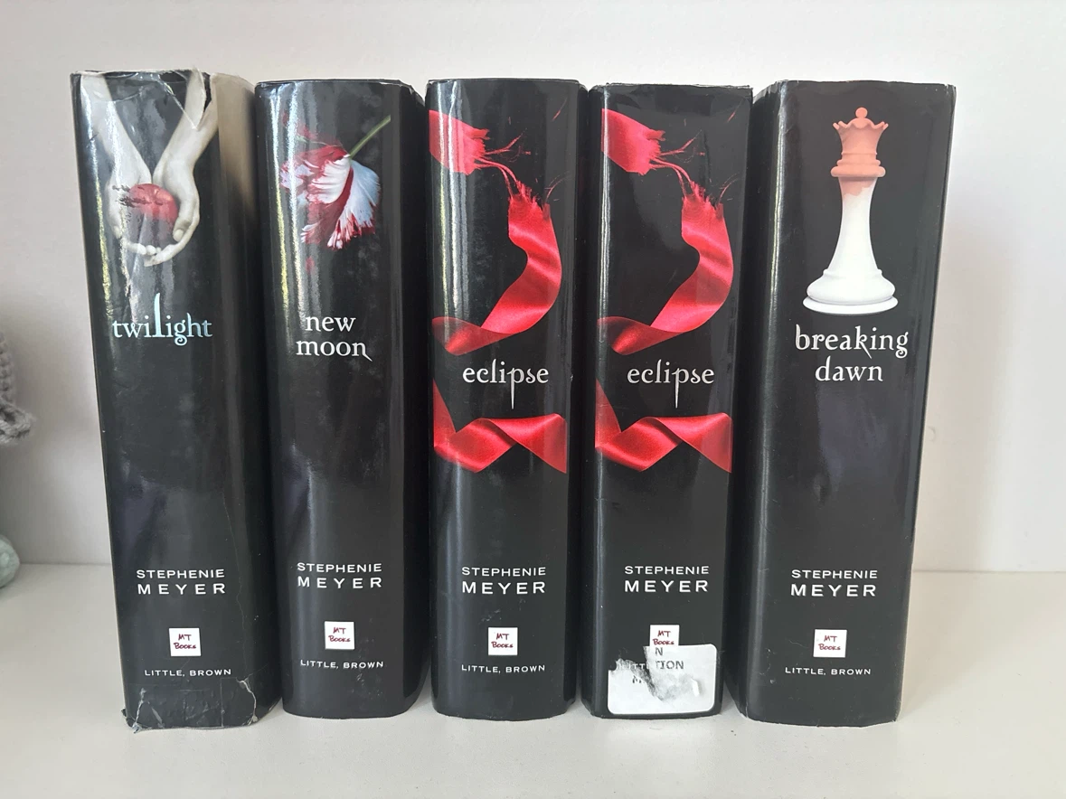Twilight Saga Book Set by Stephenie Meyer