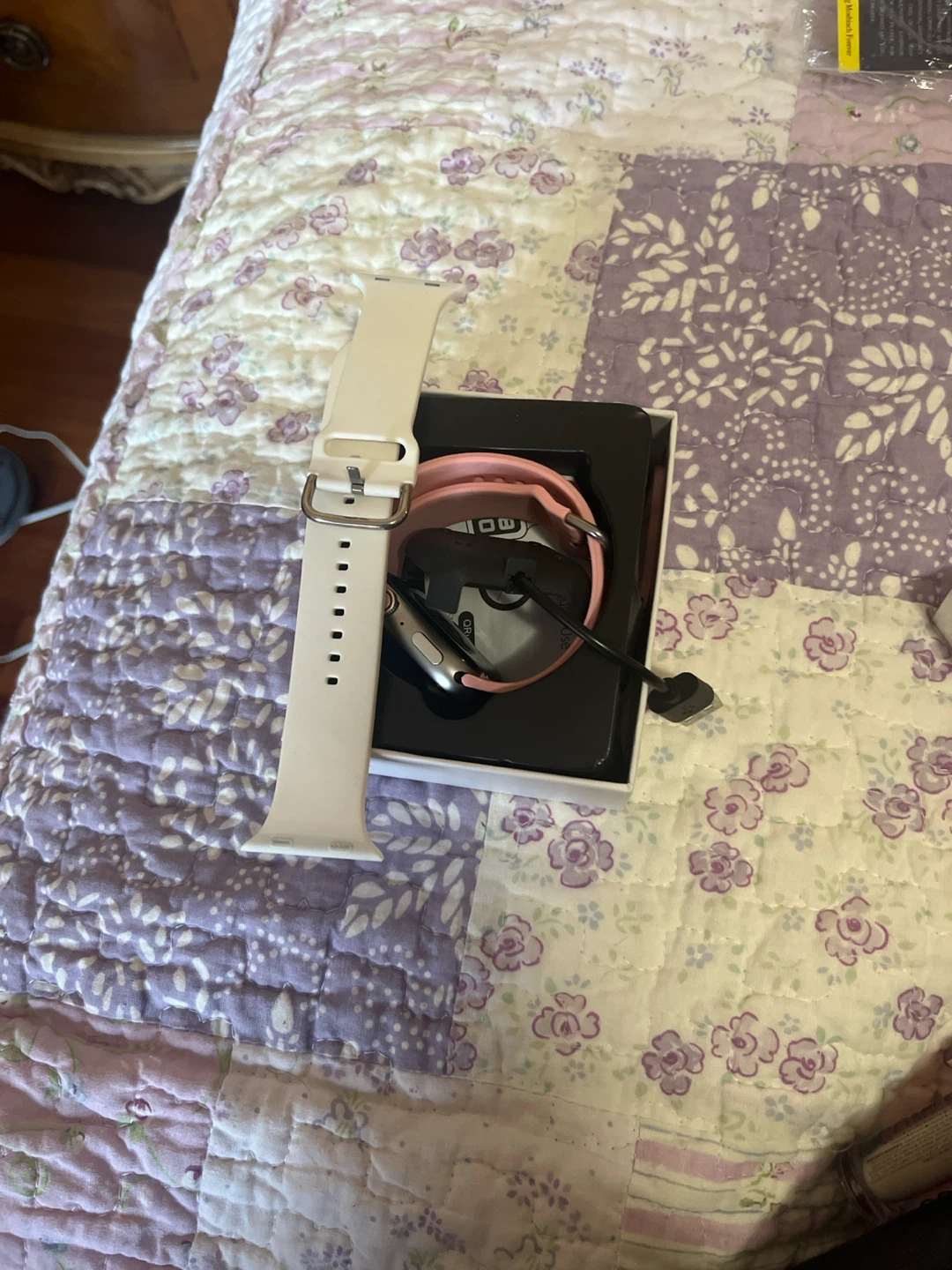 Smart Watch White & Pink - photo 2