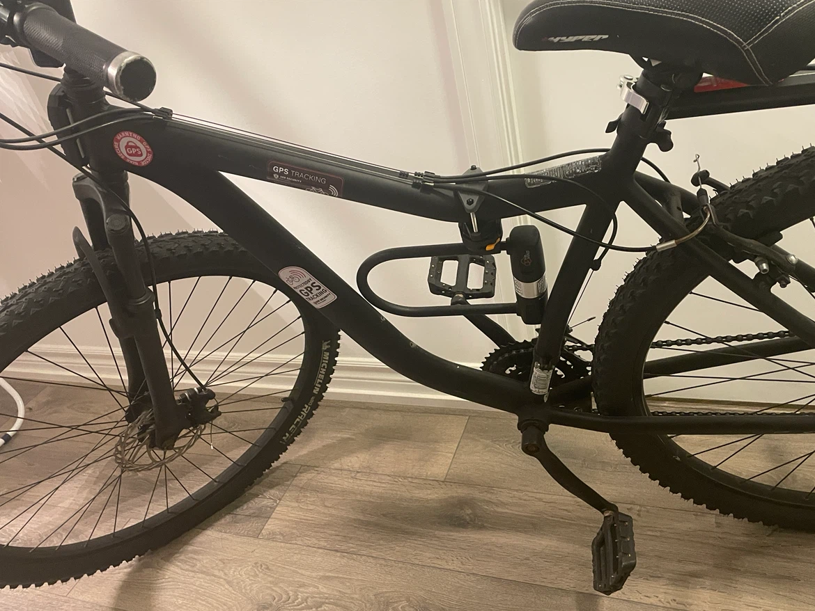 🏡 Moving Out Sale – 29" Mountain Bike + Accessories 🚲 - photo 2