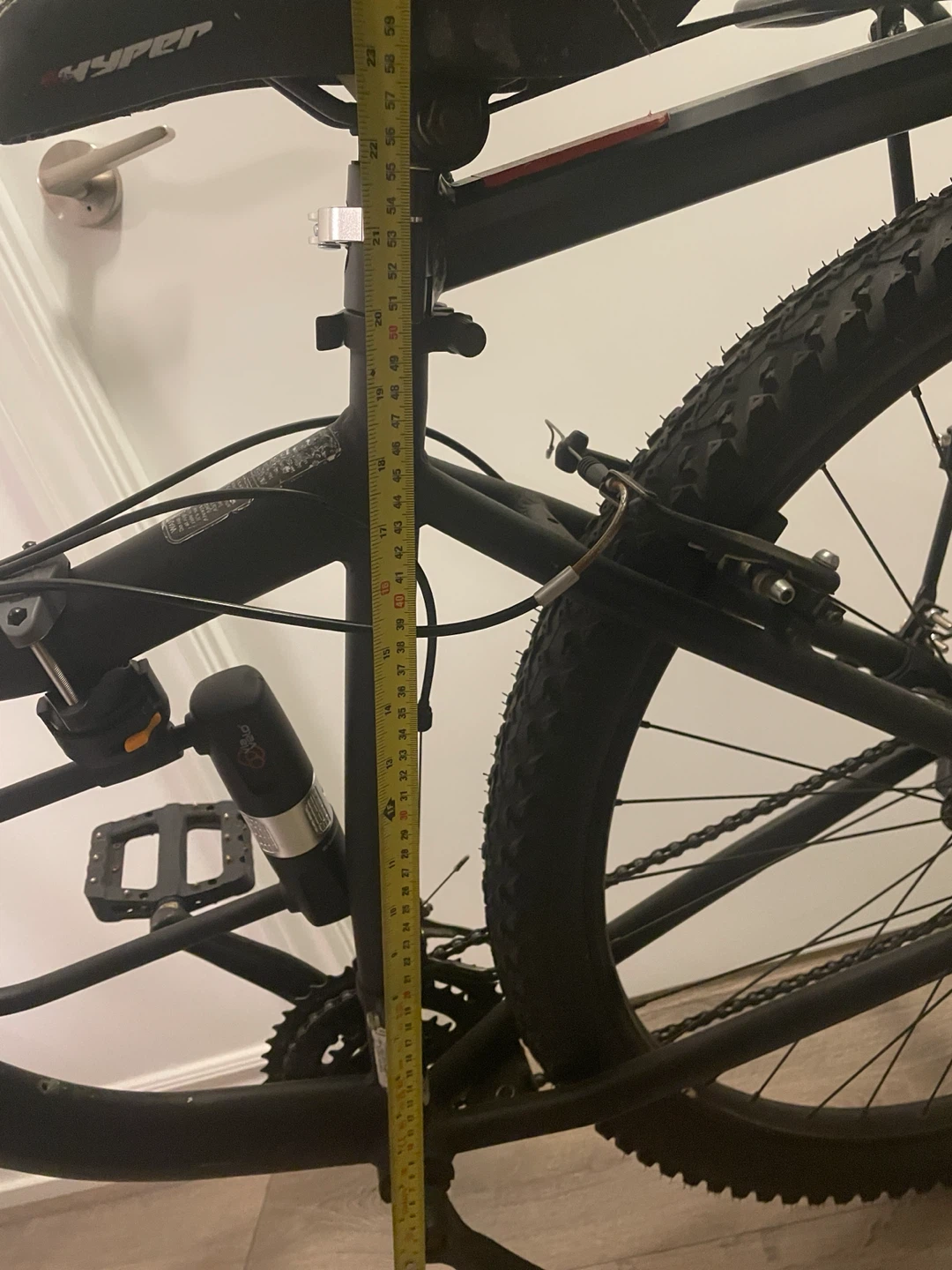 🏡 Moving Out Sale – 29" Mountain Bike + Accessories 🚲 - photo 5