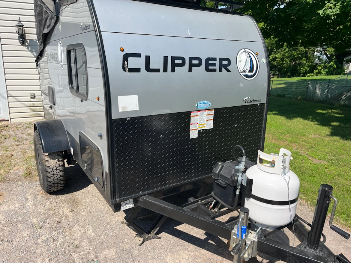Coachmen Clipper Travel Trailer - photo 2