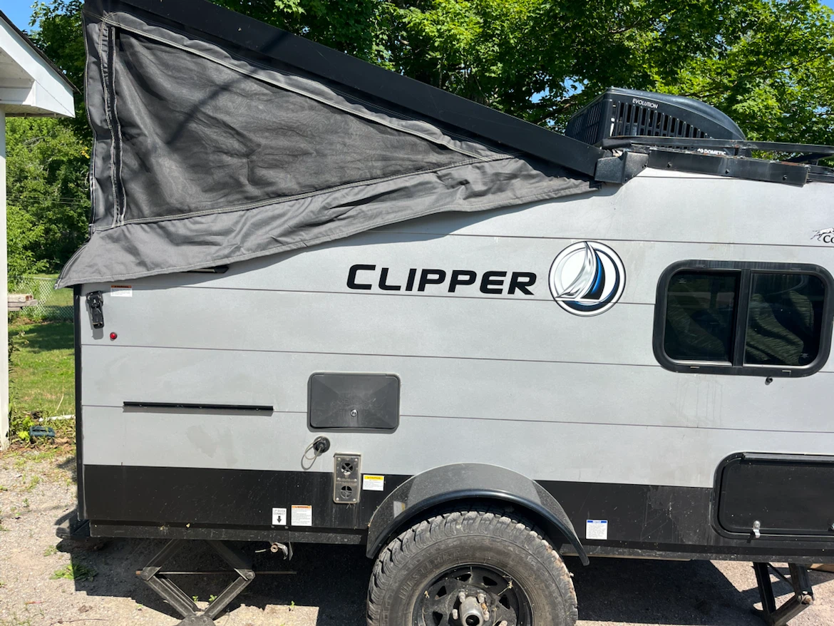 Coachmen Clipper Travel Trailer - photo 3