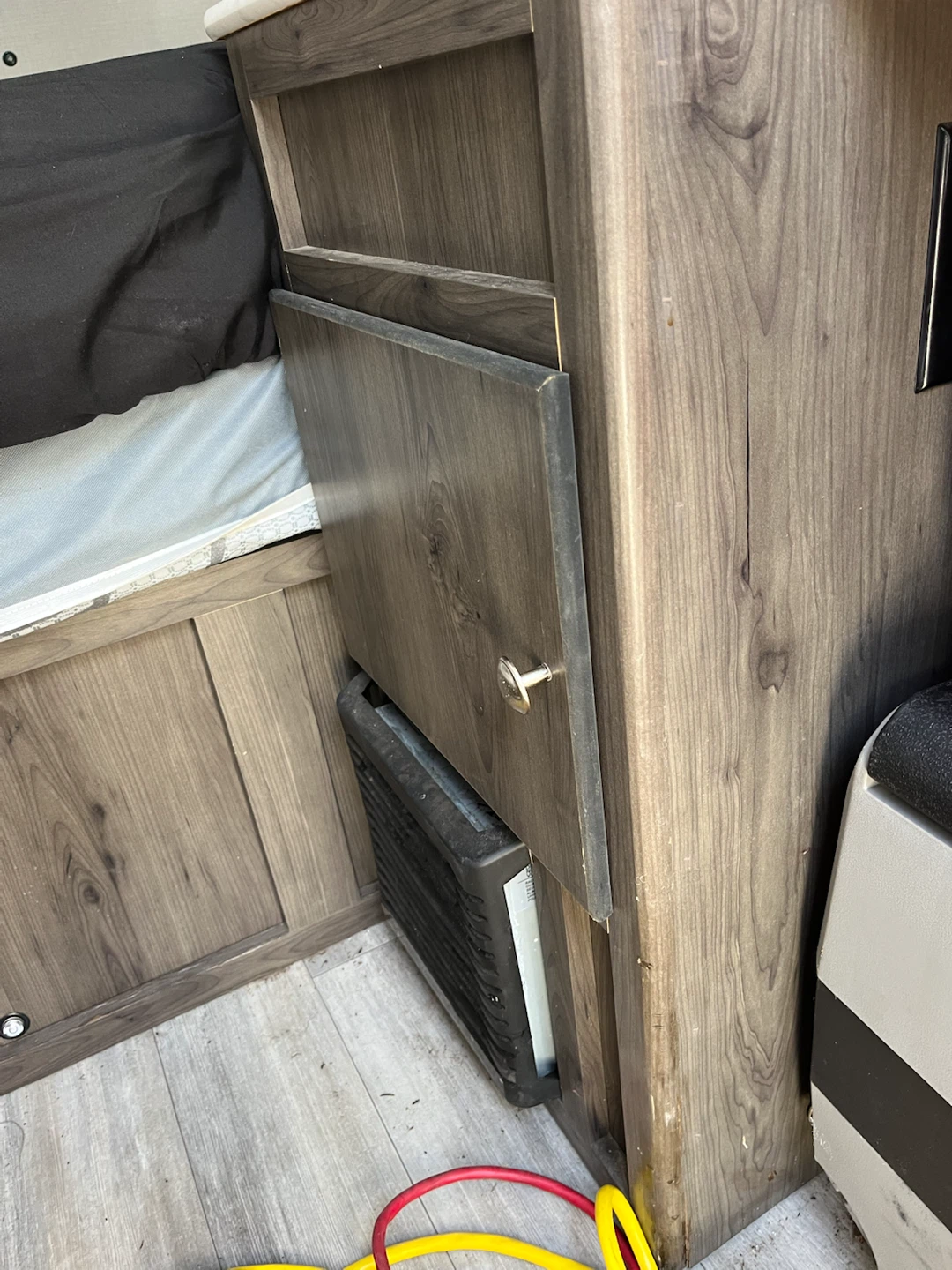 Coachmen Clipper Travel Trailer - photo 5