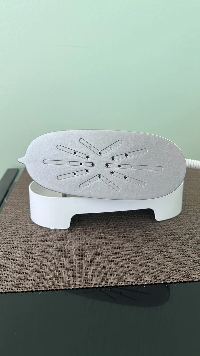 Toshiba Steam Iron - photo 2