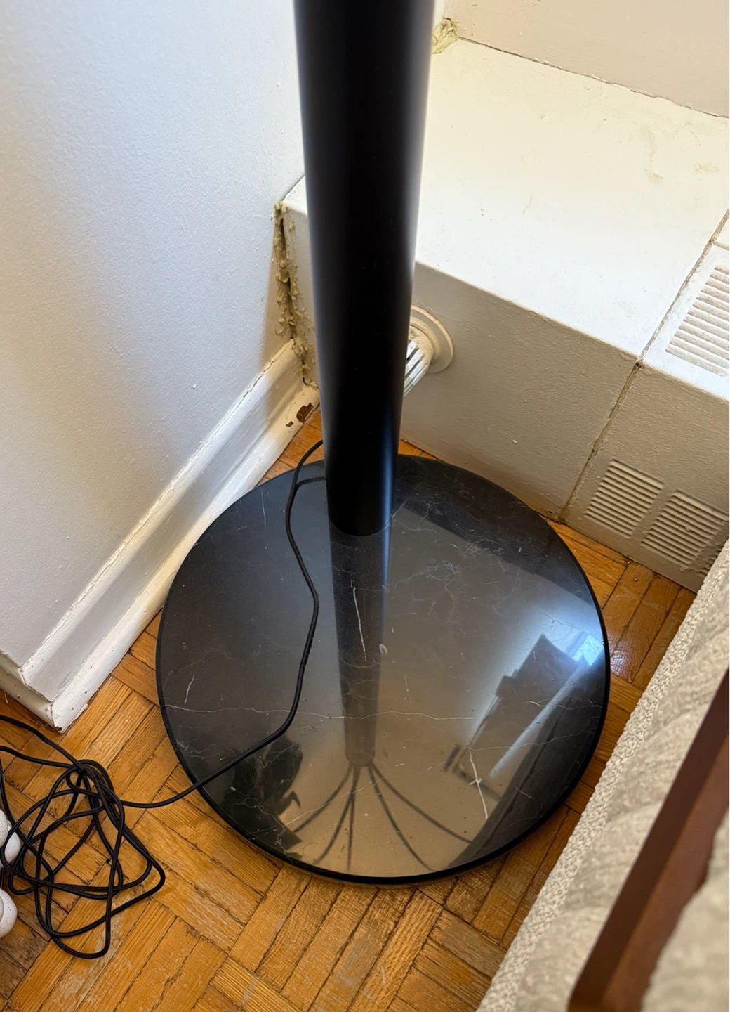 Black Arc Floor Lamp - photo 2