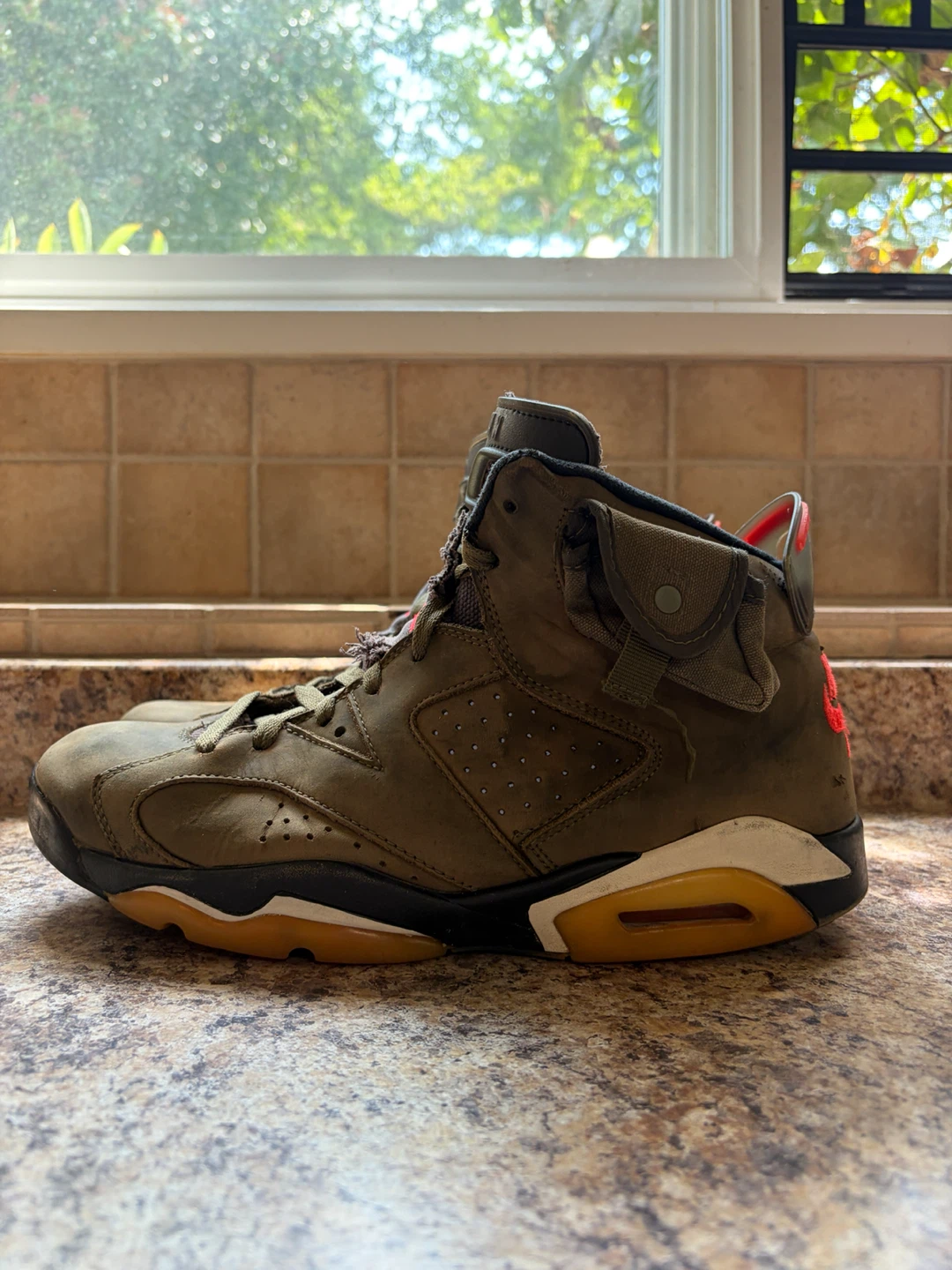 Air Jordan 6 Travis Scott Olive - photo 4