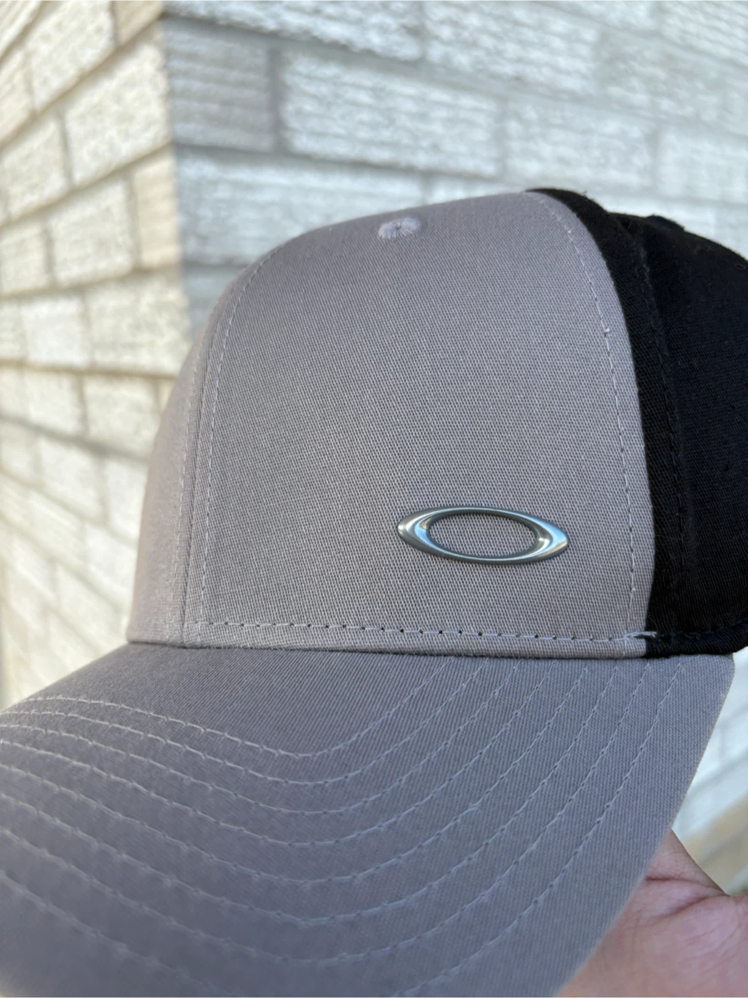 Oakley ball cap hat L/XL fitted flex fit BNWT - photo 2