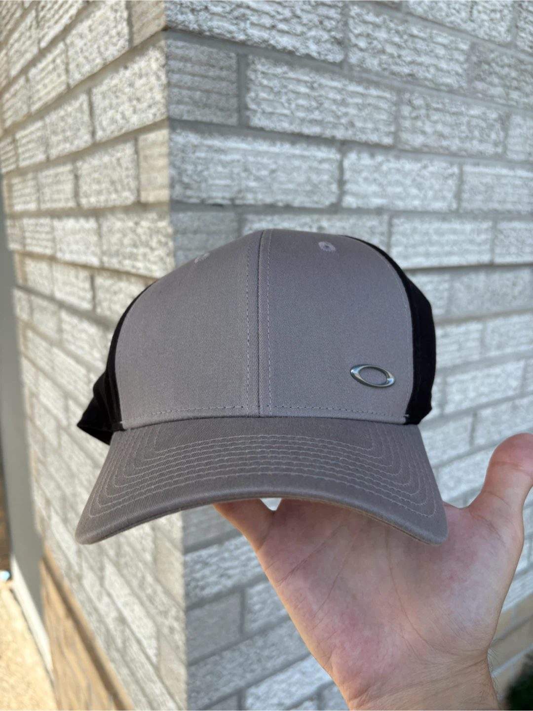 Oakley ball cap hat L/XL fitted flex fit BNWT - photo 3
