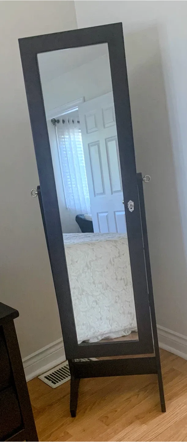 Standing Jewellery Armoire Mirror