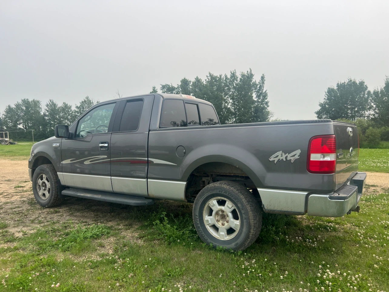 2004 Ford F-150 - Reliable Daily Driver - $4500 OBO - photo 3