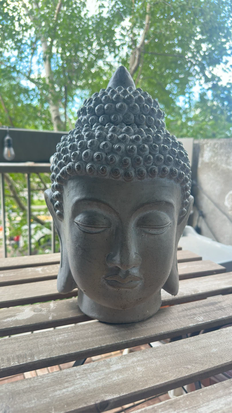 Buddha Head Statue - photo 2