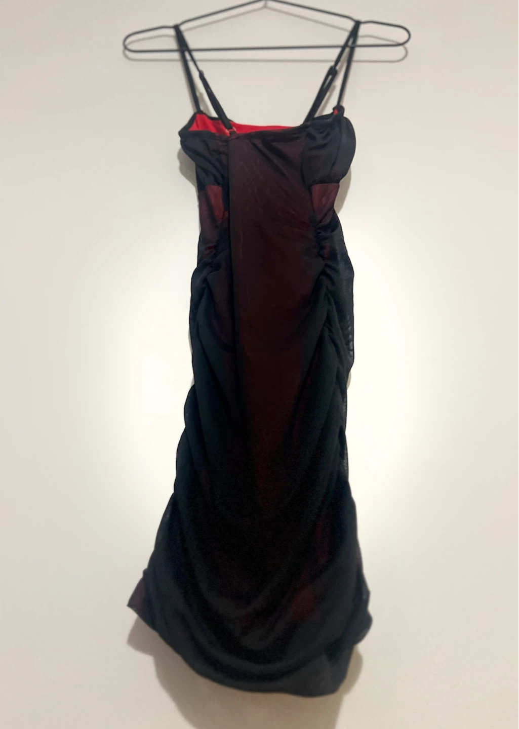 Black & Red Ruched Mesh Mini Dress - photo 5