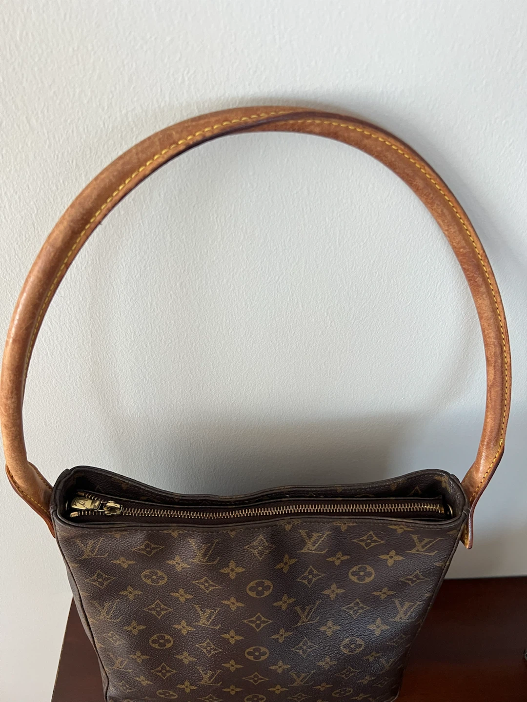 Louis Vuitton Looping GM - photo 2