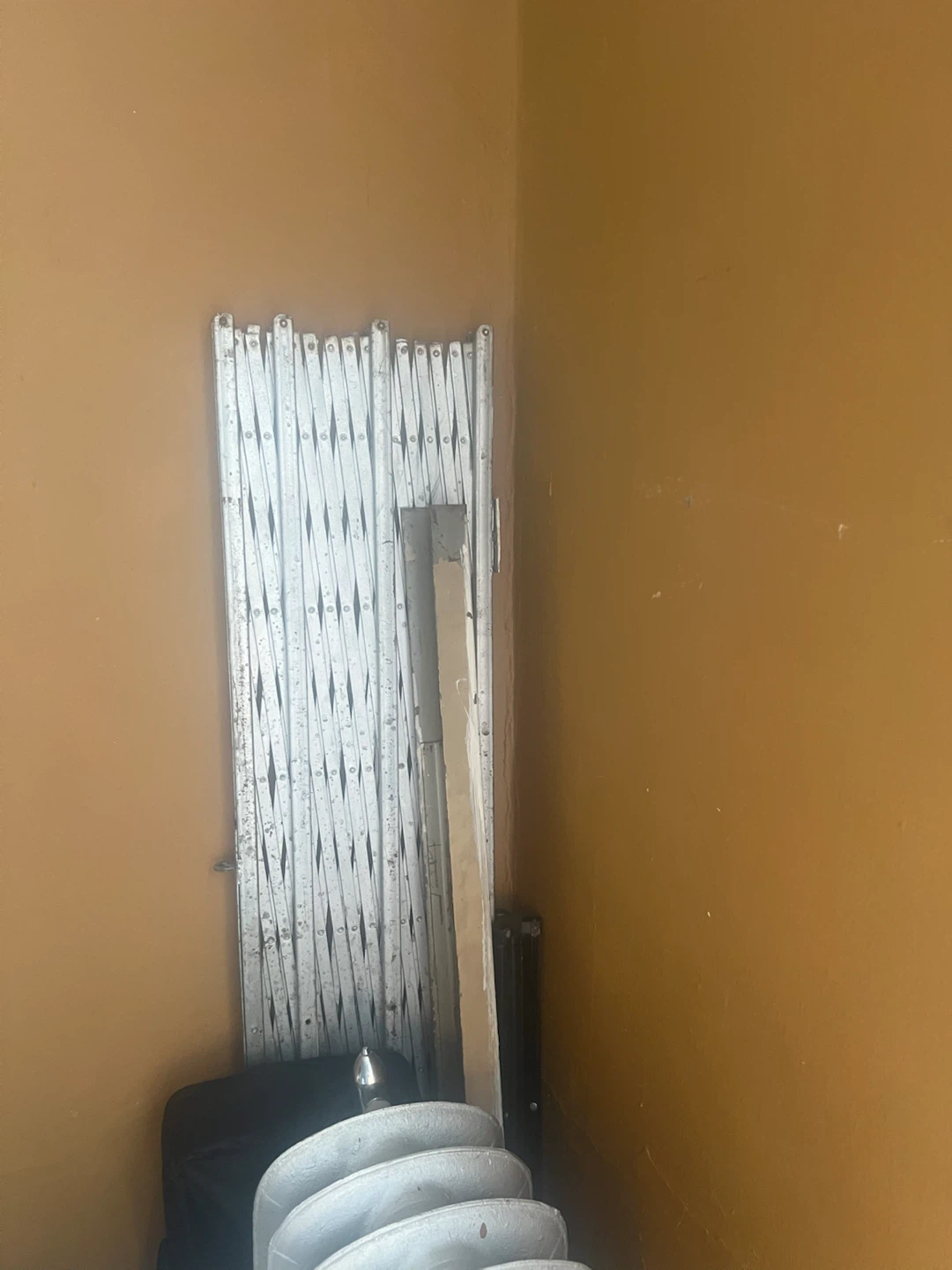 Accordion Gate/fire escape gate - photo 2