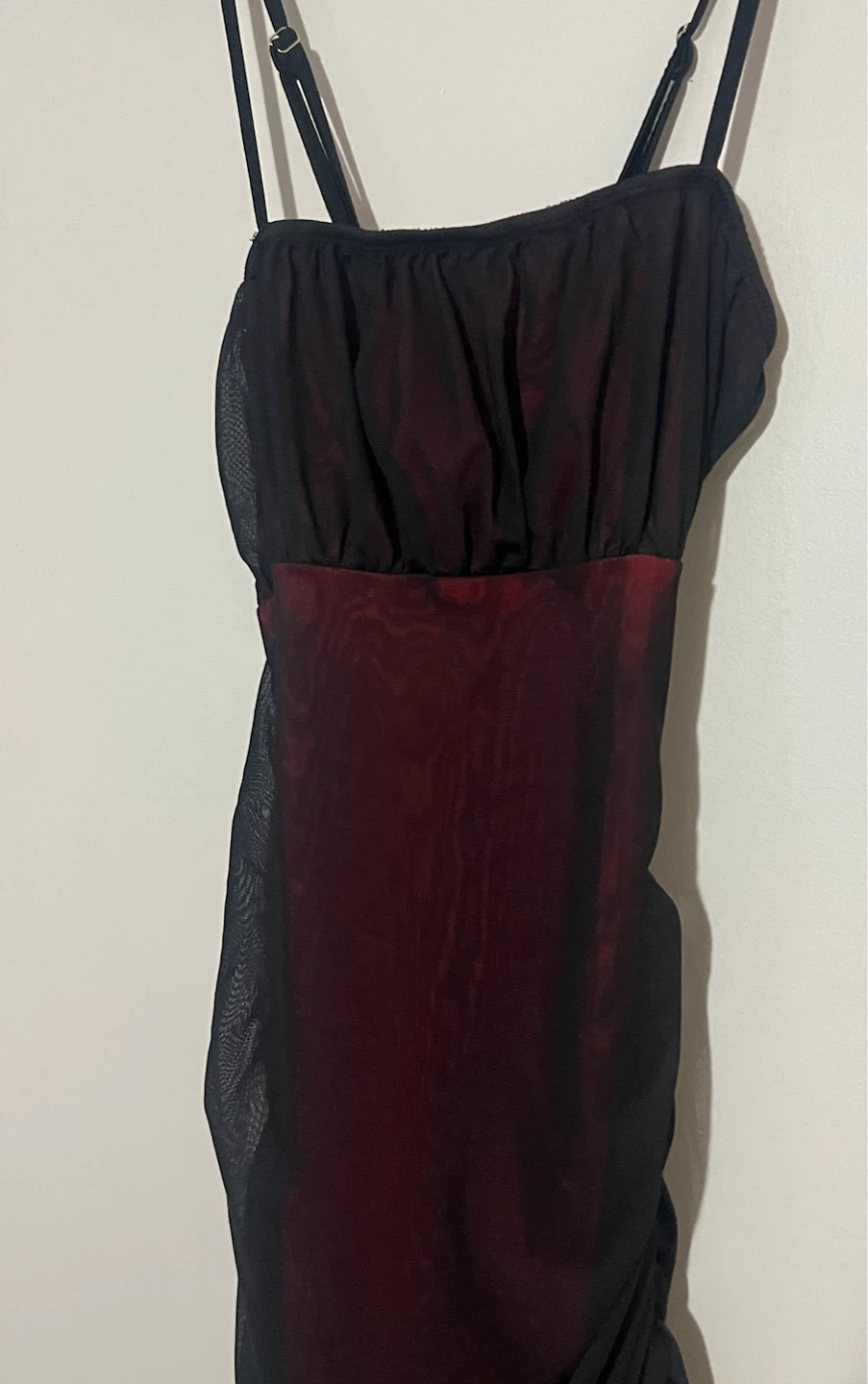 Black & Red Ruched Mesh Mini Dress - photo 3