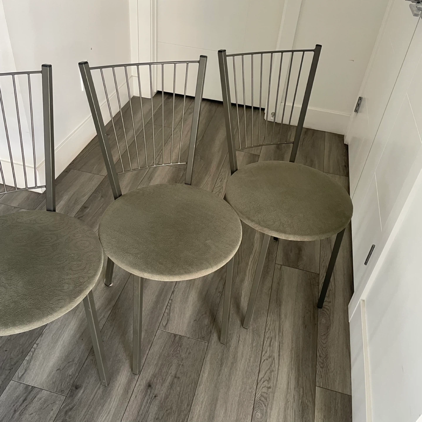 4 Metal Dining Chairs - photo 5