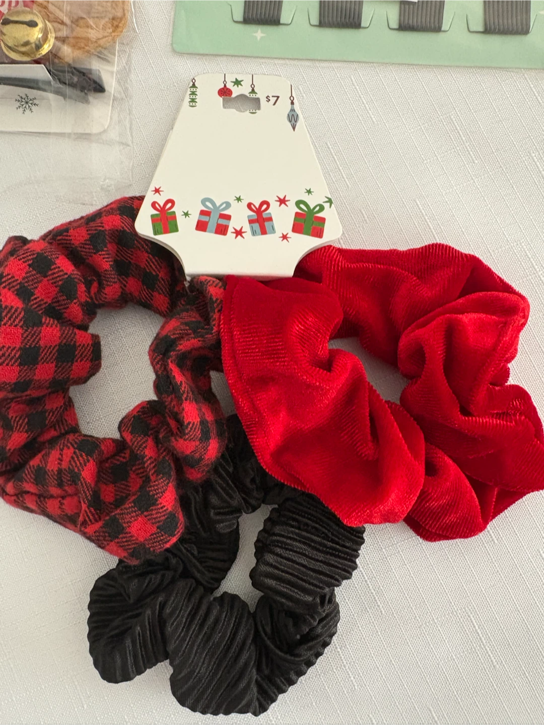 Pochacco Comb & Festive Hair Accessories Set - photo 5