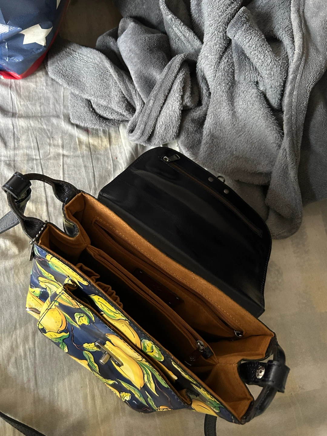 Lemon Print Crossbody Bag with Matching Scarf - photo 3