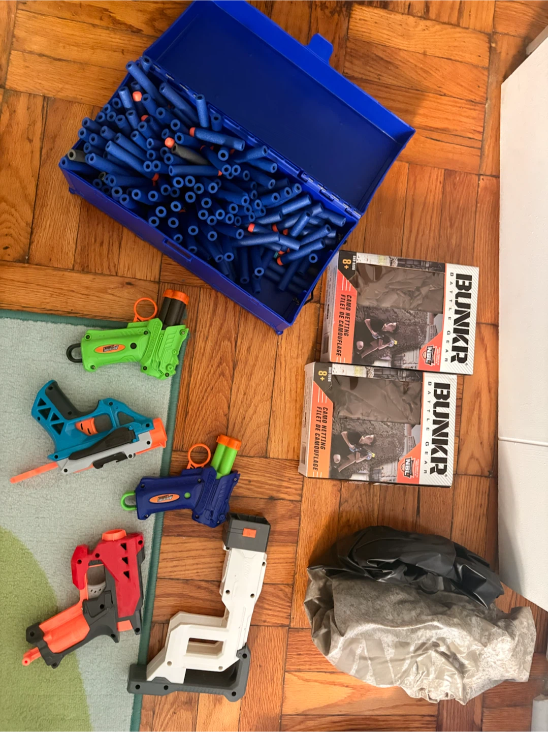 Nerf Blasters and Accessories Lot - photo 3