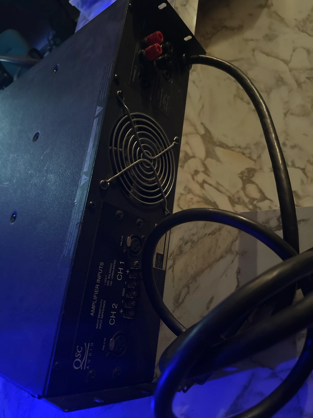 QSC EX 4000 Power Amplifier - photo 2