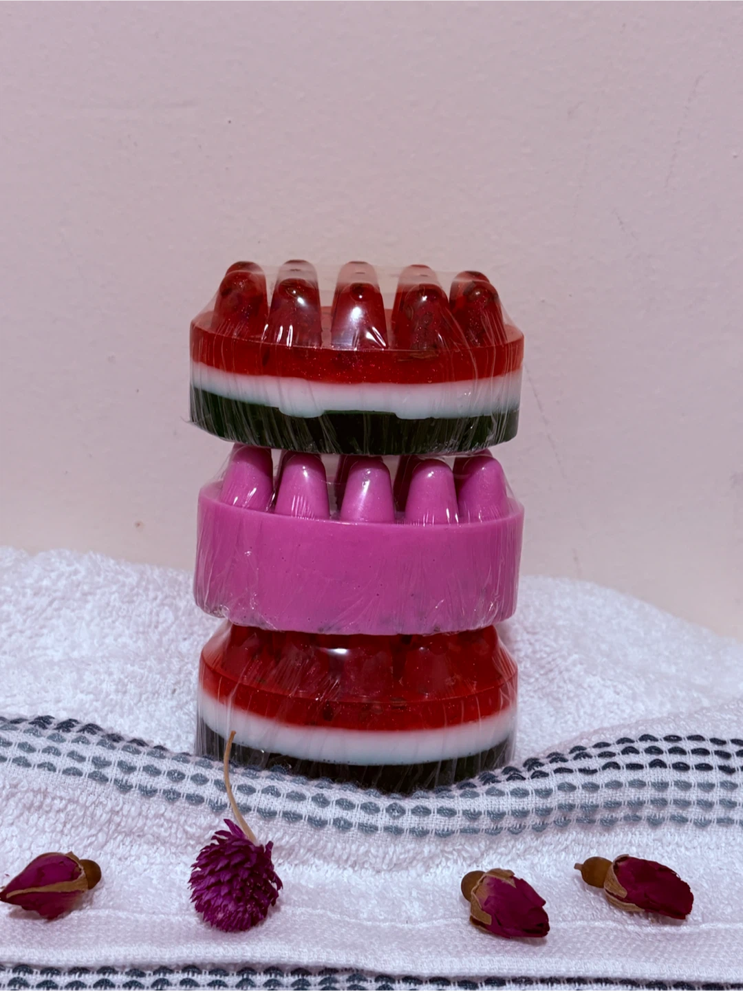 Handmade Soap Bars with Decorative Designs - photo 2