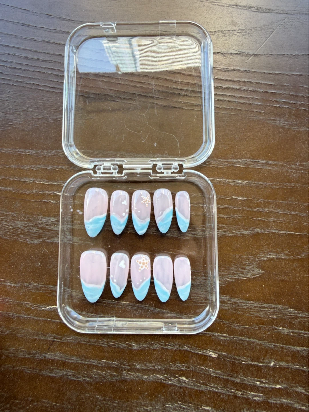 Press-on Nails with Ocean Design