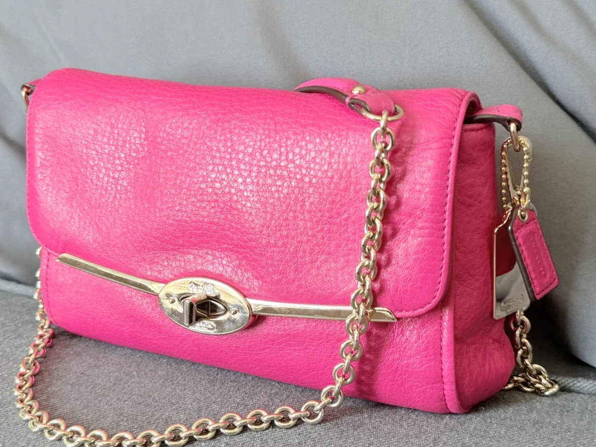 Coach Pink Ruby Leather Crossbody to clutch Bag - photo 3