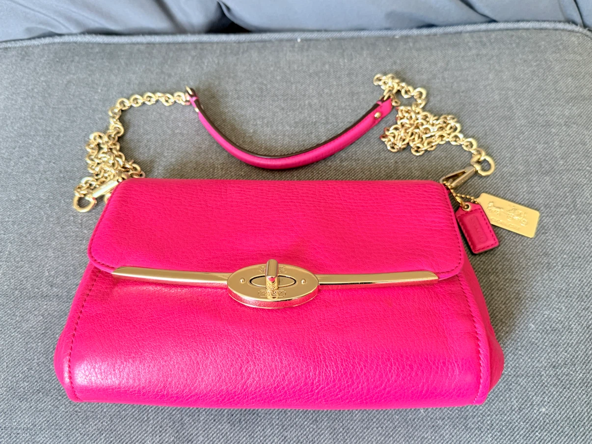 Coach Pink Ruby Leather Crossbody to clutch Bag - photo 4