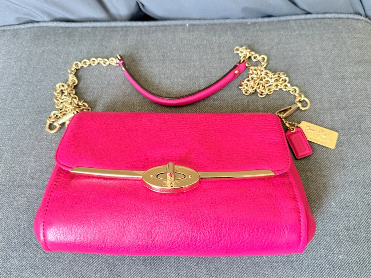 Coach Pink Ruby Leather Crossbody to clutch Bag - photo 4