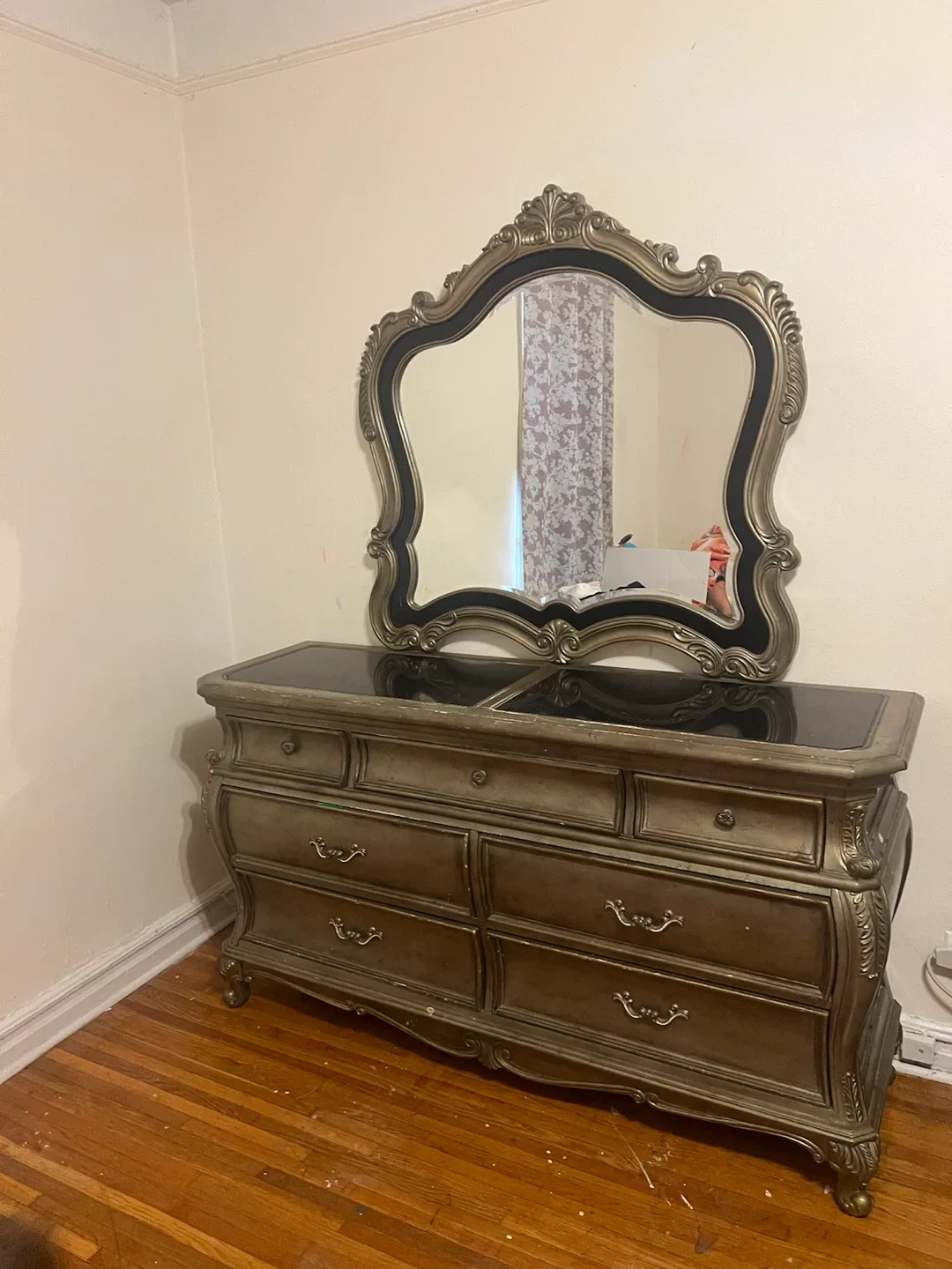 Tufted Headboard Bed Frame and Matching Dresser with Mirror - photo 3