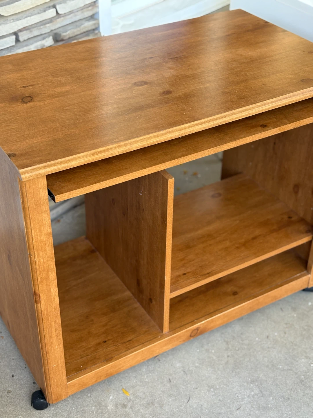 Wooden Computer Desk with Keyboard Tray
