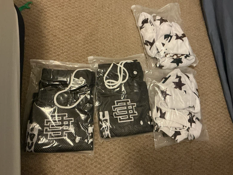 EE shorts