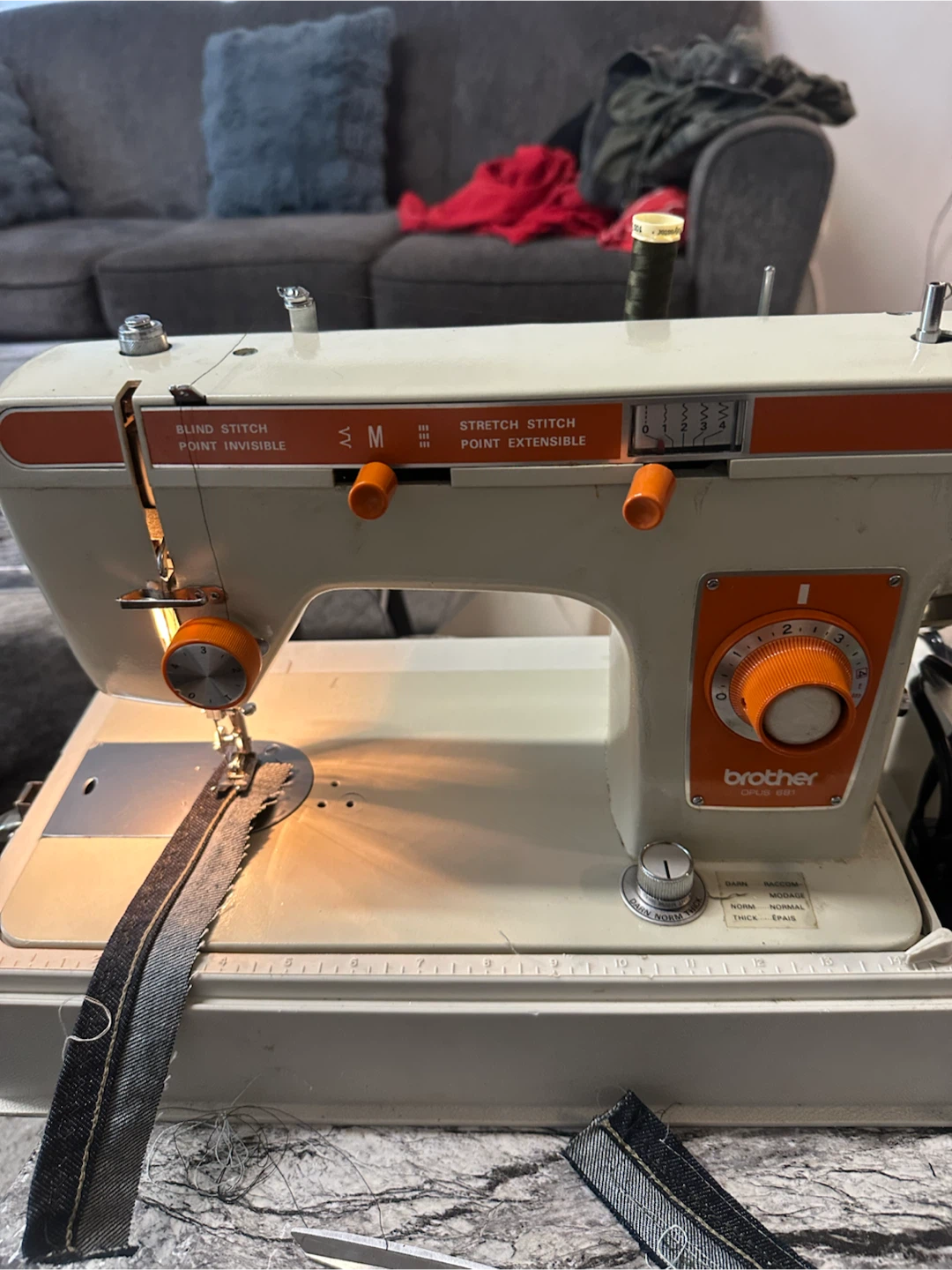 Brother Opus 881 Sewing Machine