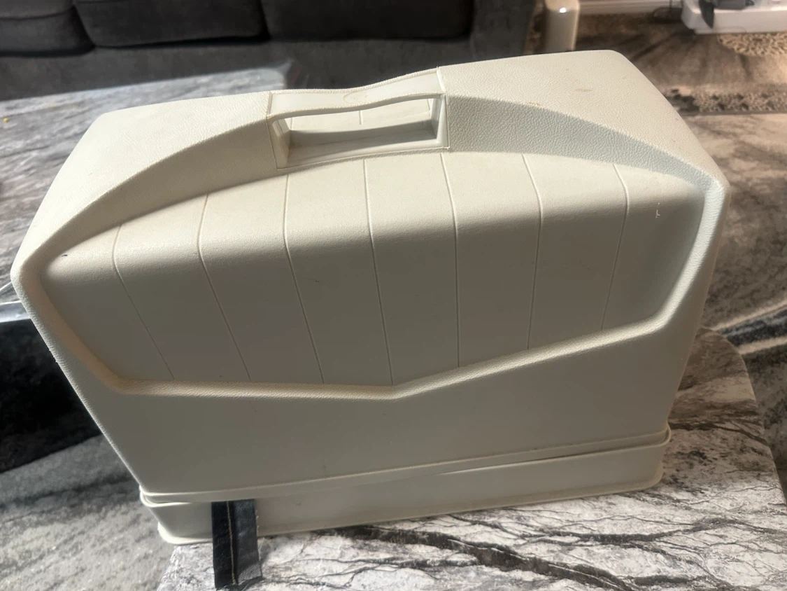 Brother Opus 881 Sewing Machine - photo 4