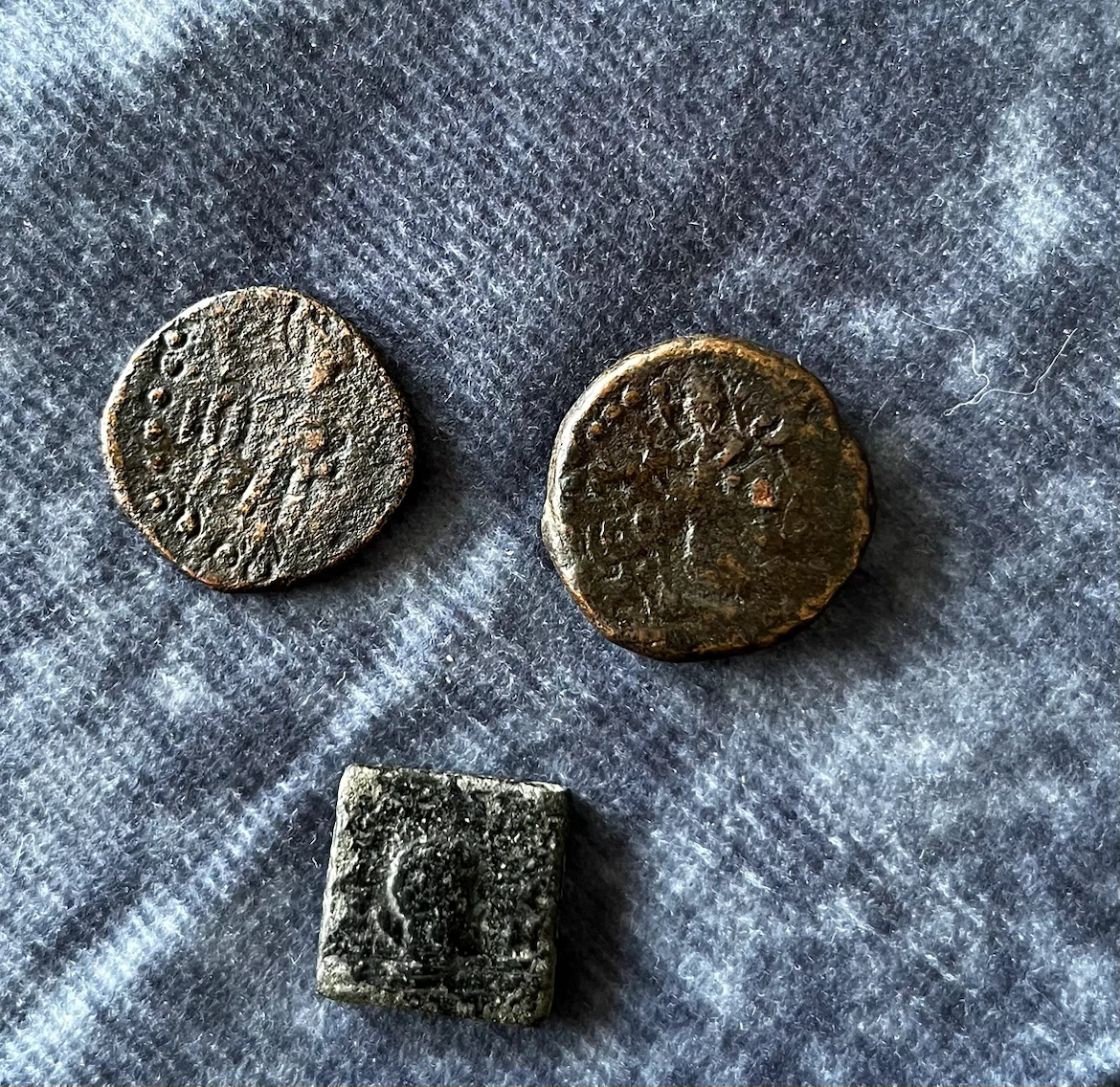 Ancient Kushan Coins from the Kushan Empire Kanishka - photo 3