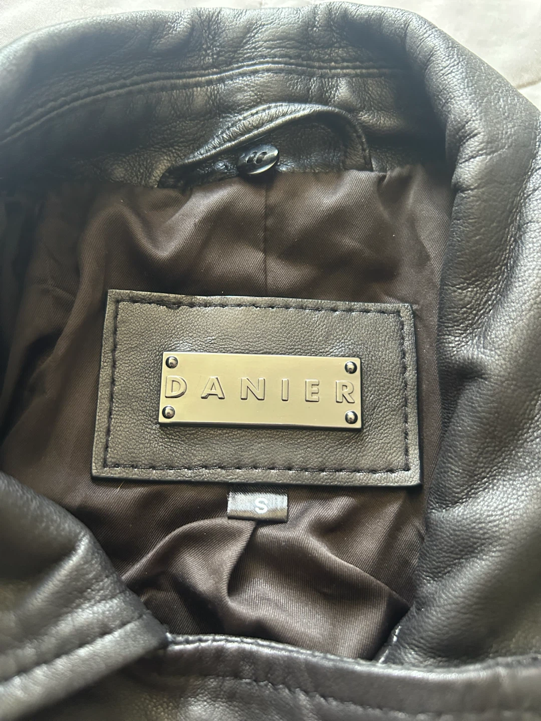 Danier Leather Jacket - photo 2