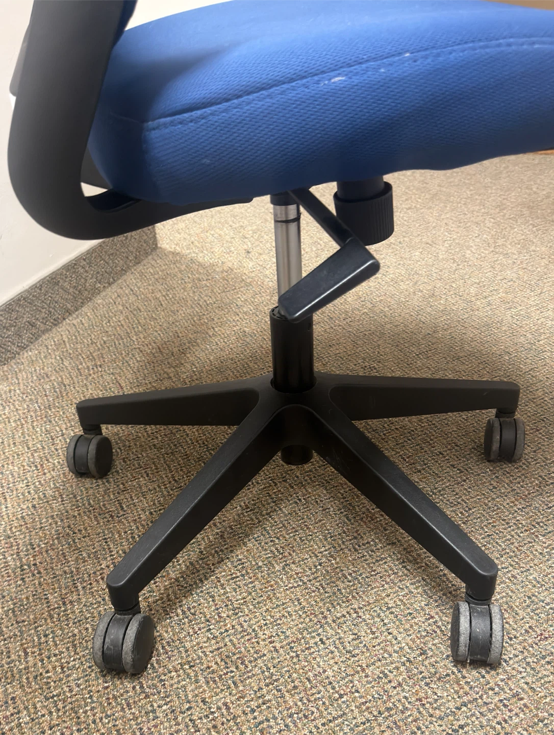 Blue Mesh Office Chair | Adjustable Swivel Computer Desk Chair - photo 5
