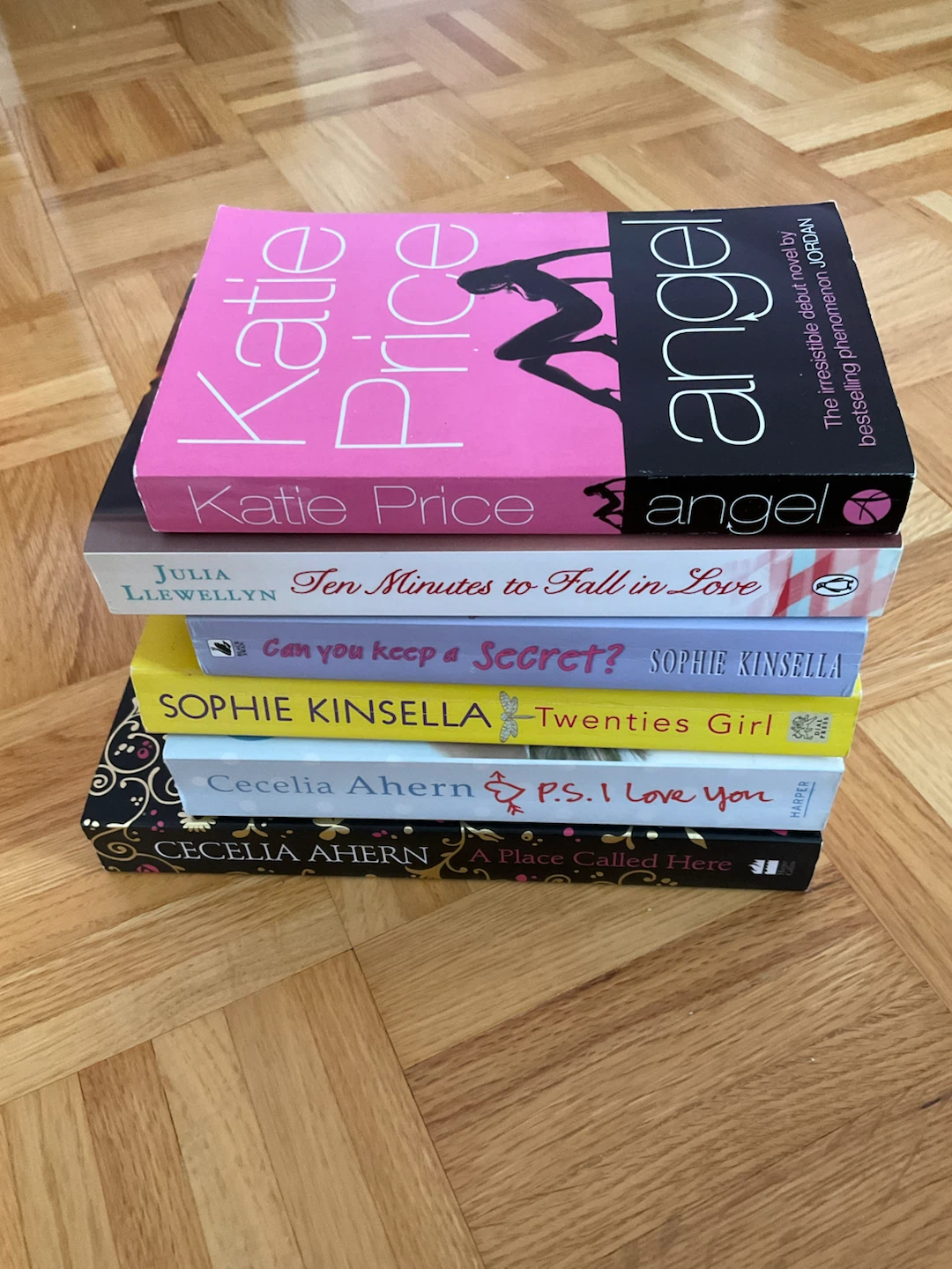 Book Bundle: 6 Romance/Chick-Lit Novels - photo 3