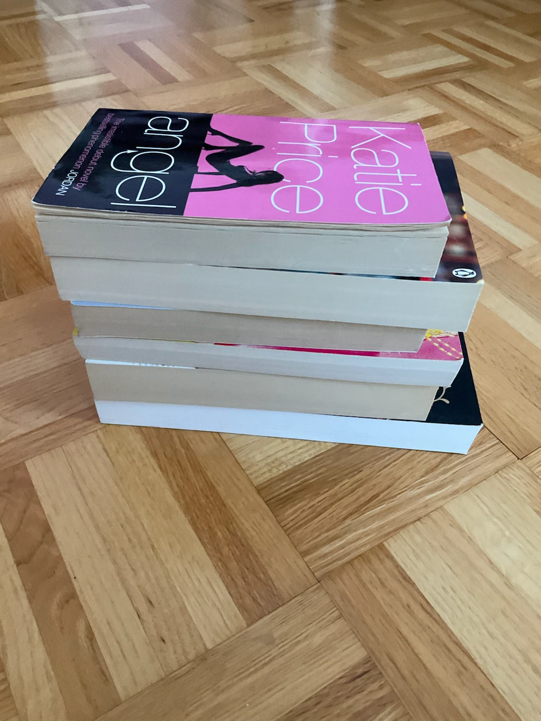 Book Bundle: 6 Romance/Chick-Lit Novels - photo 5