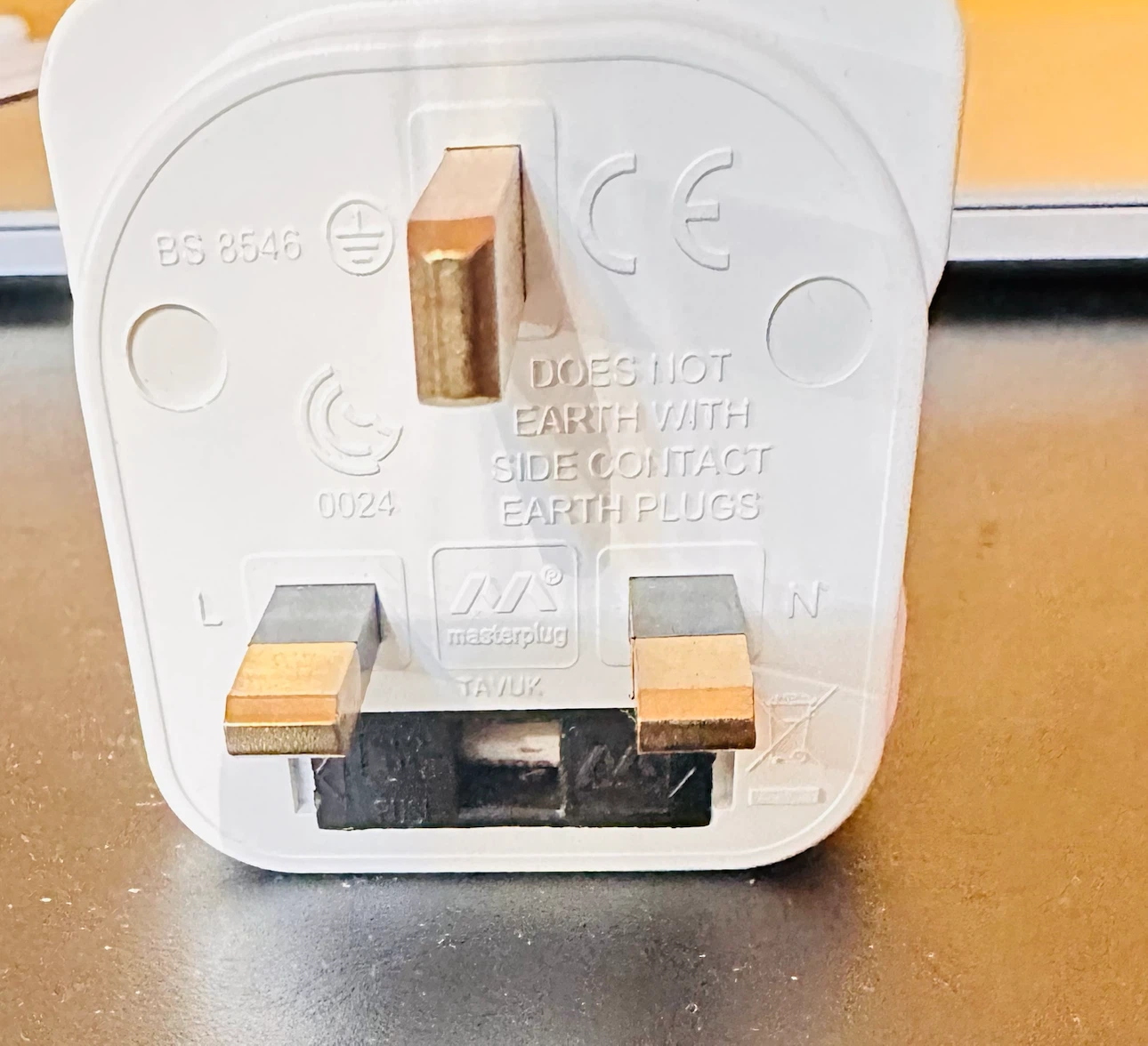 Universal Travel Adapter - Masterplug - photo 4