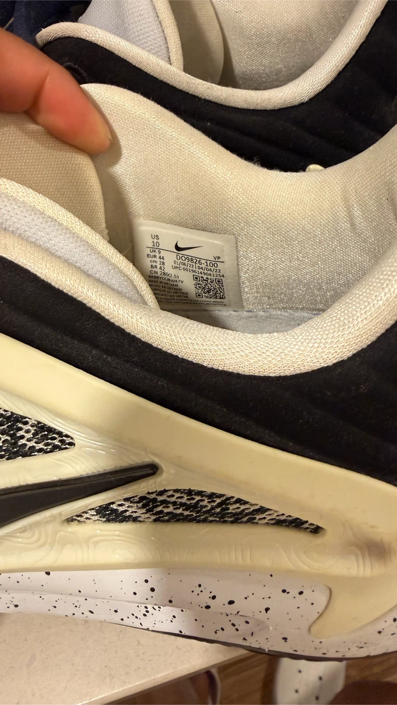 Nike KD 15 Basketball Shoes US 10 - photo 2