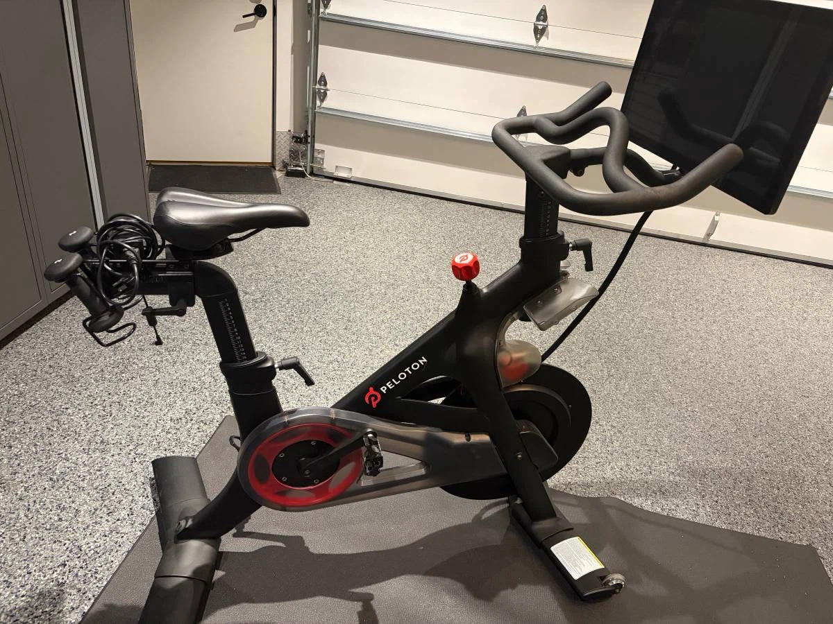 2019 Peloton bike